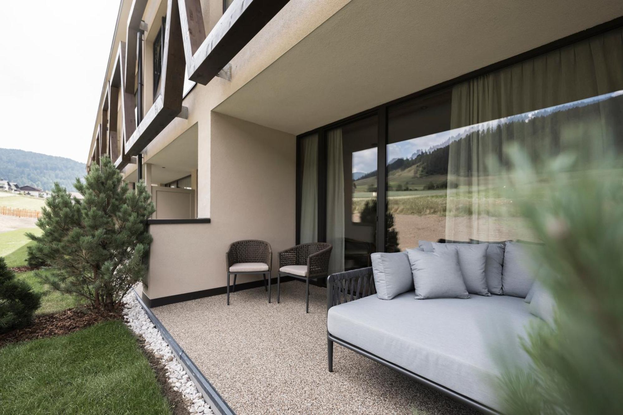 Hotel Patris Toblach Exterior foto